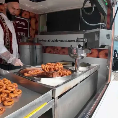 Mobil Lokmacı - Tam Donanımlı Araçla Yerinde Lokma Üretimi