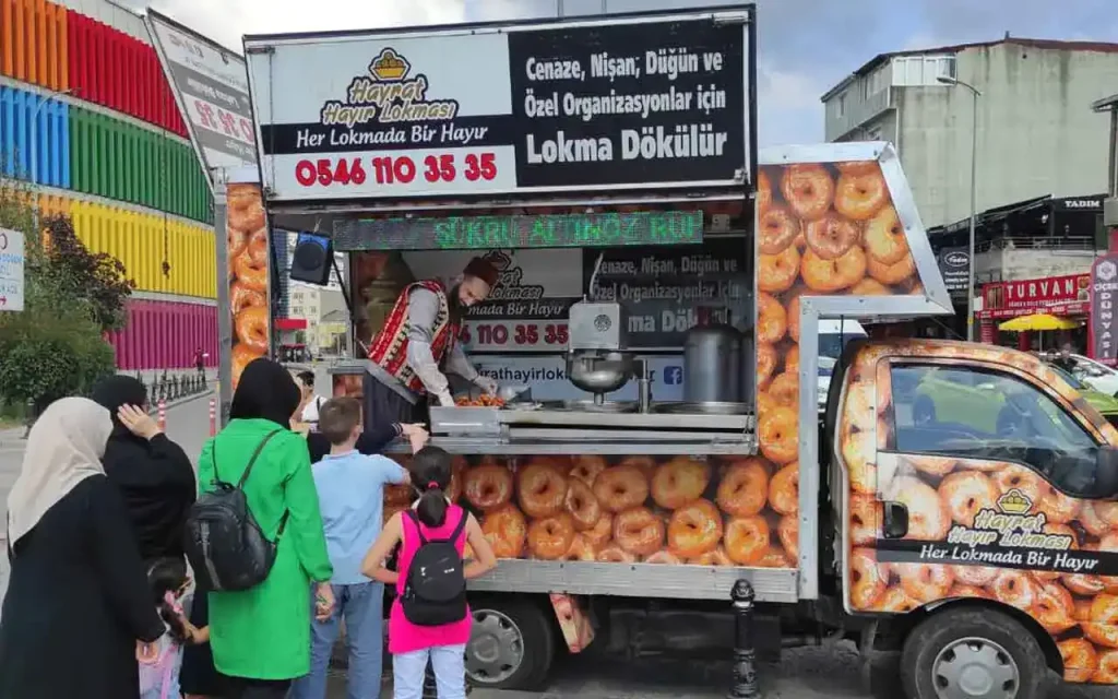 Mobil Lokmacı hizmeti ile İstanbul'da hayır lokması döktürme